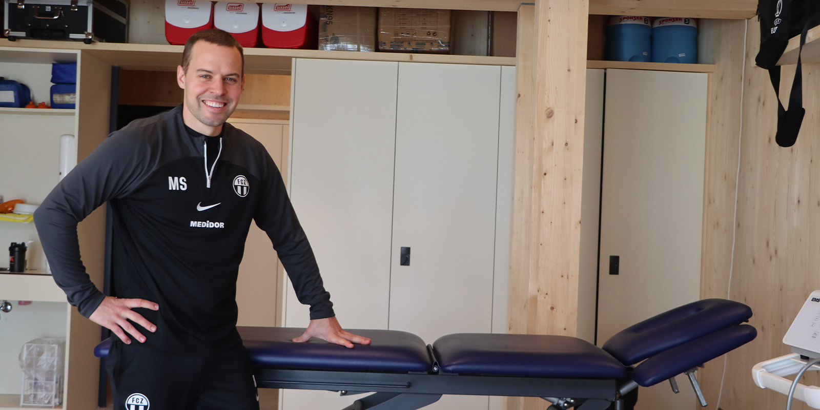 FCZ × MEDiDOR - Choosing the right therapy tables for sports physiotherapy