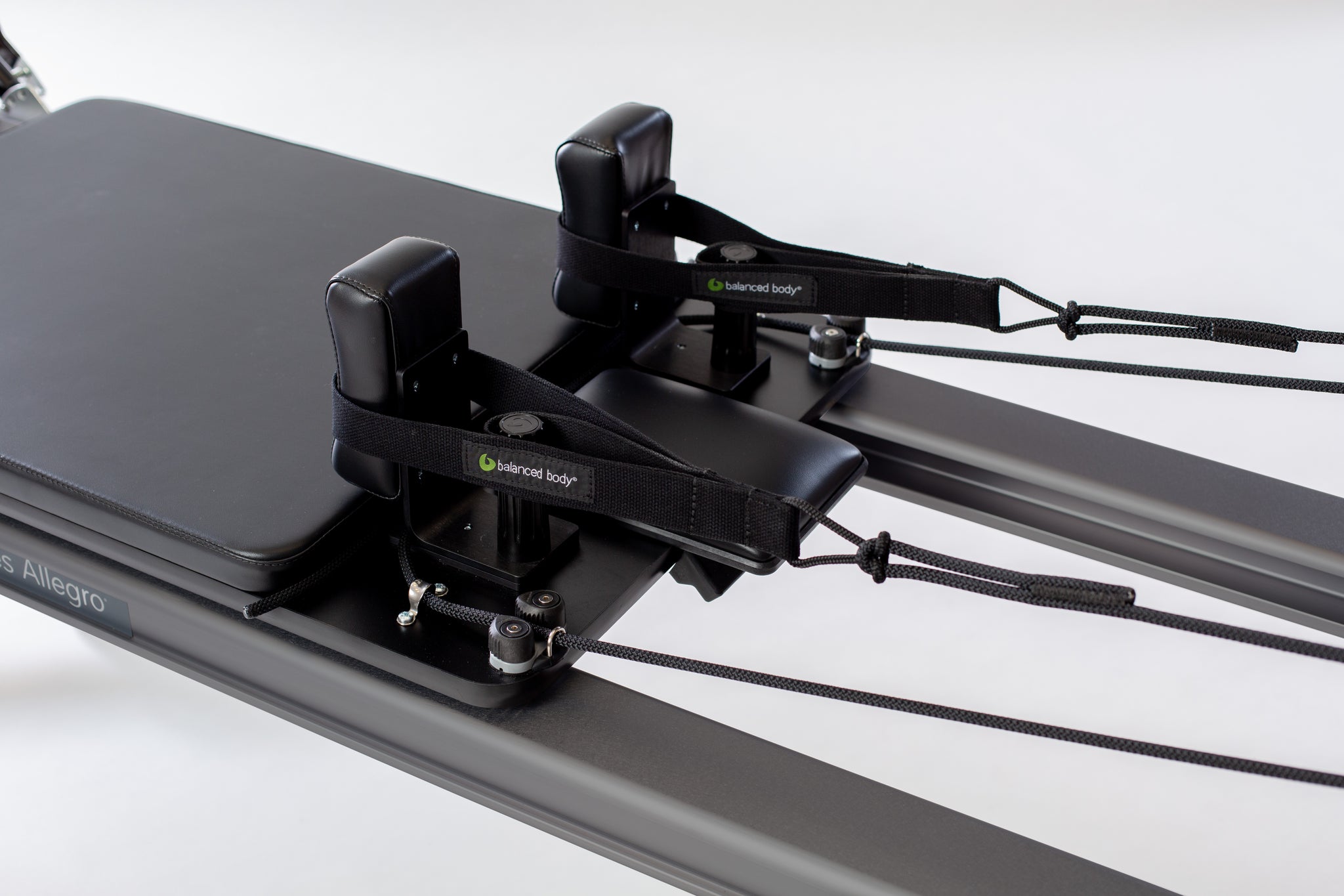 De Allegro 2 Reformer Plank Handgrepen van Balanced Body De Allegro 2 Reformer Plank Handgrepen van Balanced Body